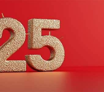 25 años a su servicio